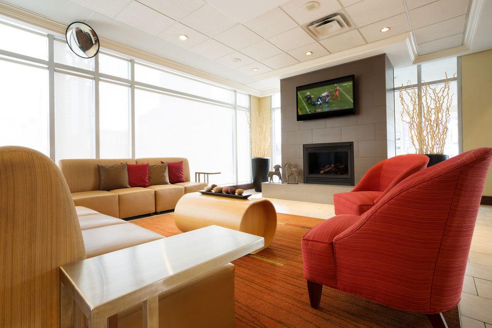 Courtyard By Marriott Ottawa Downtown Hotel Bagian luar foto
