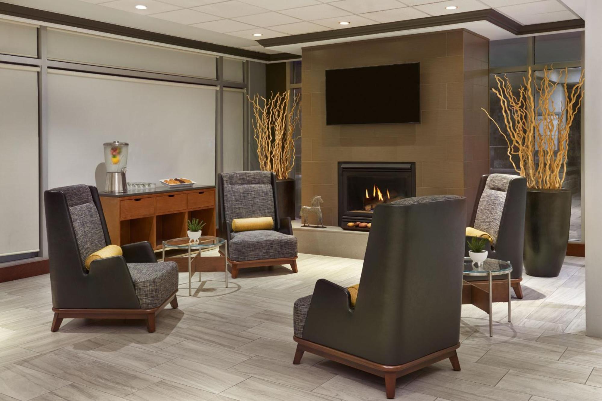 Courtyard By Marriott Ottawa Downtown Hotel Bagian luar foto