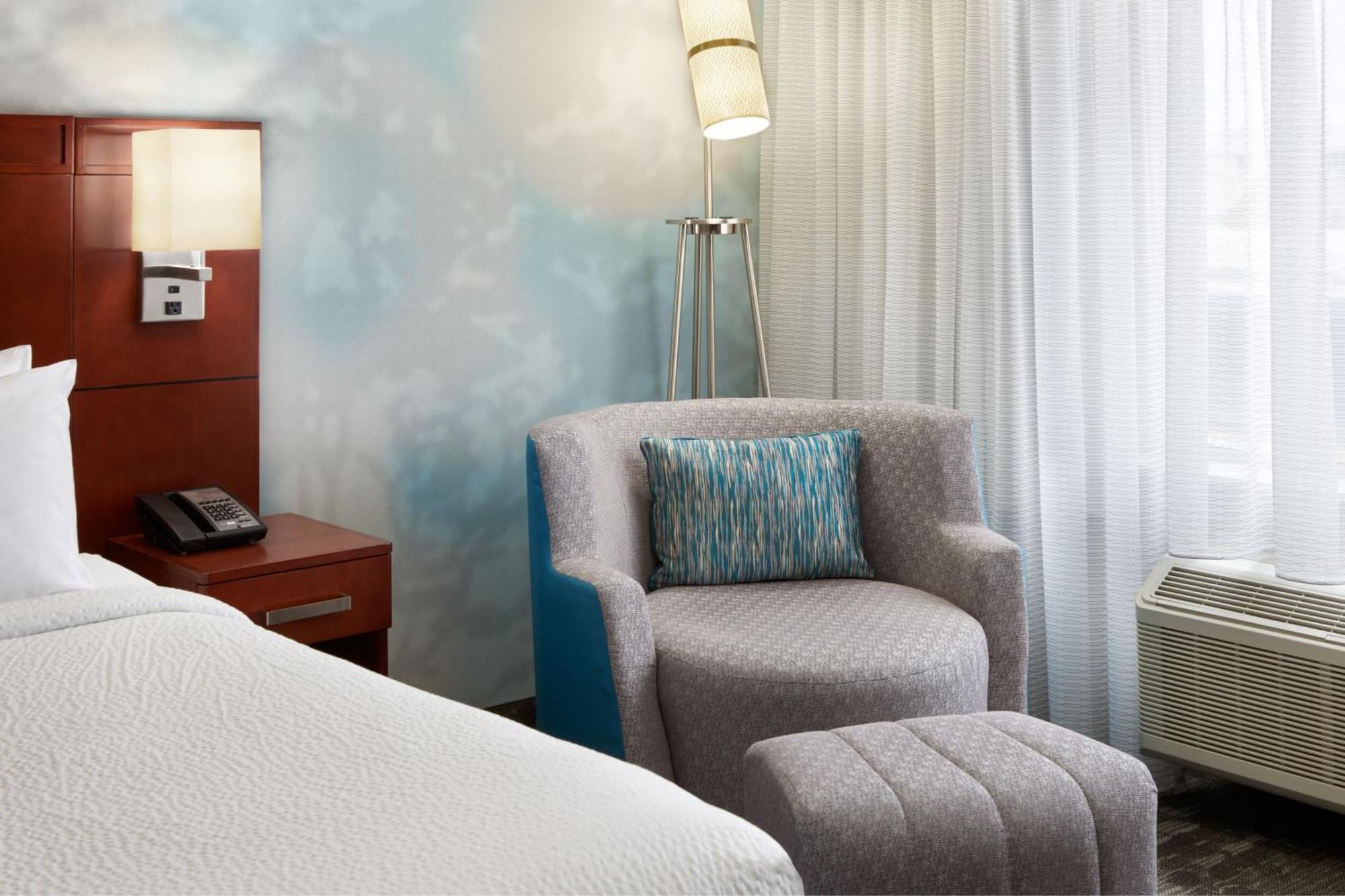Courtyard By Marriott Ottawa Downtown Hotel Bagian luar foto
