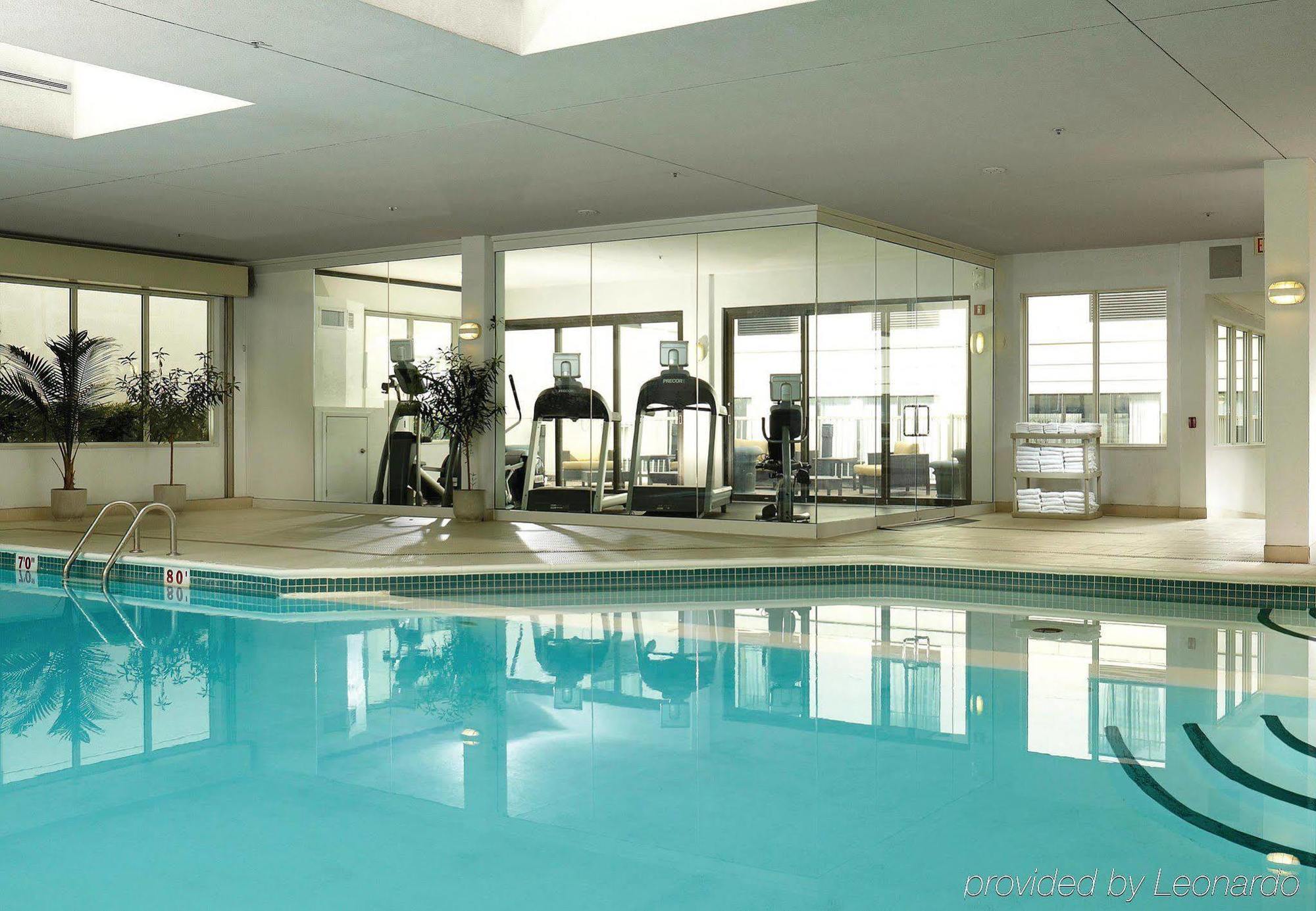 Courtyard By Marriott Ottawa Downtown Hotel Bagian luar foto